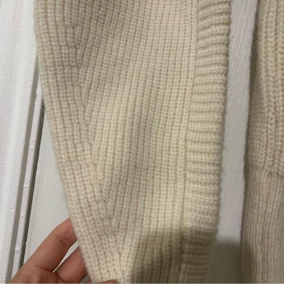 ASTR The Label Romina Ribbed Sweater small - Picture 11 of 14